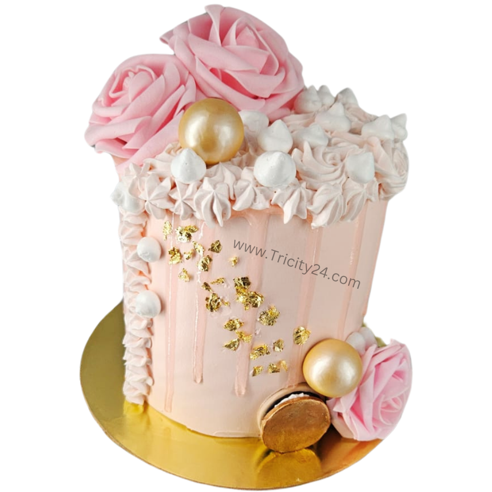 (M926) Designer Cake (1 Kg).