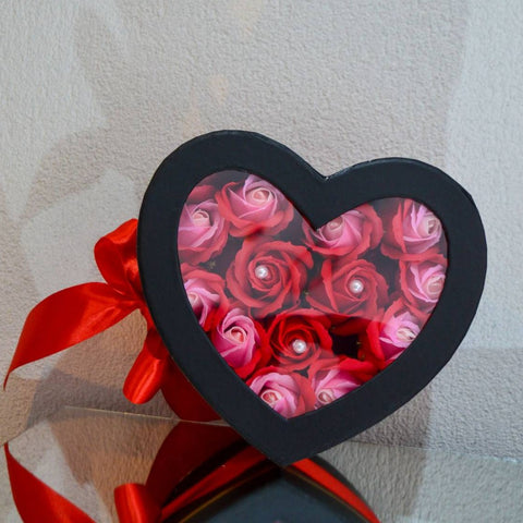 Kraft Paper Heart Shape Window Cake Box.