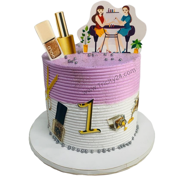 (M678) Customized  Cake (1Kg)