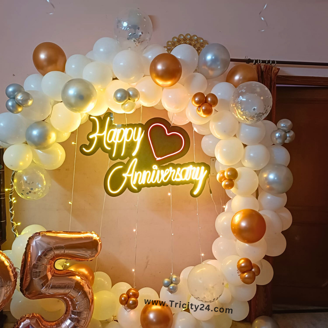 Happy Anniversary Decoration (P644).